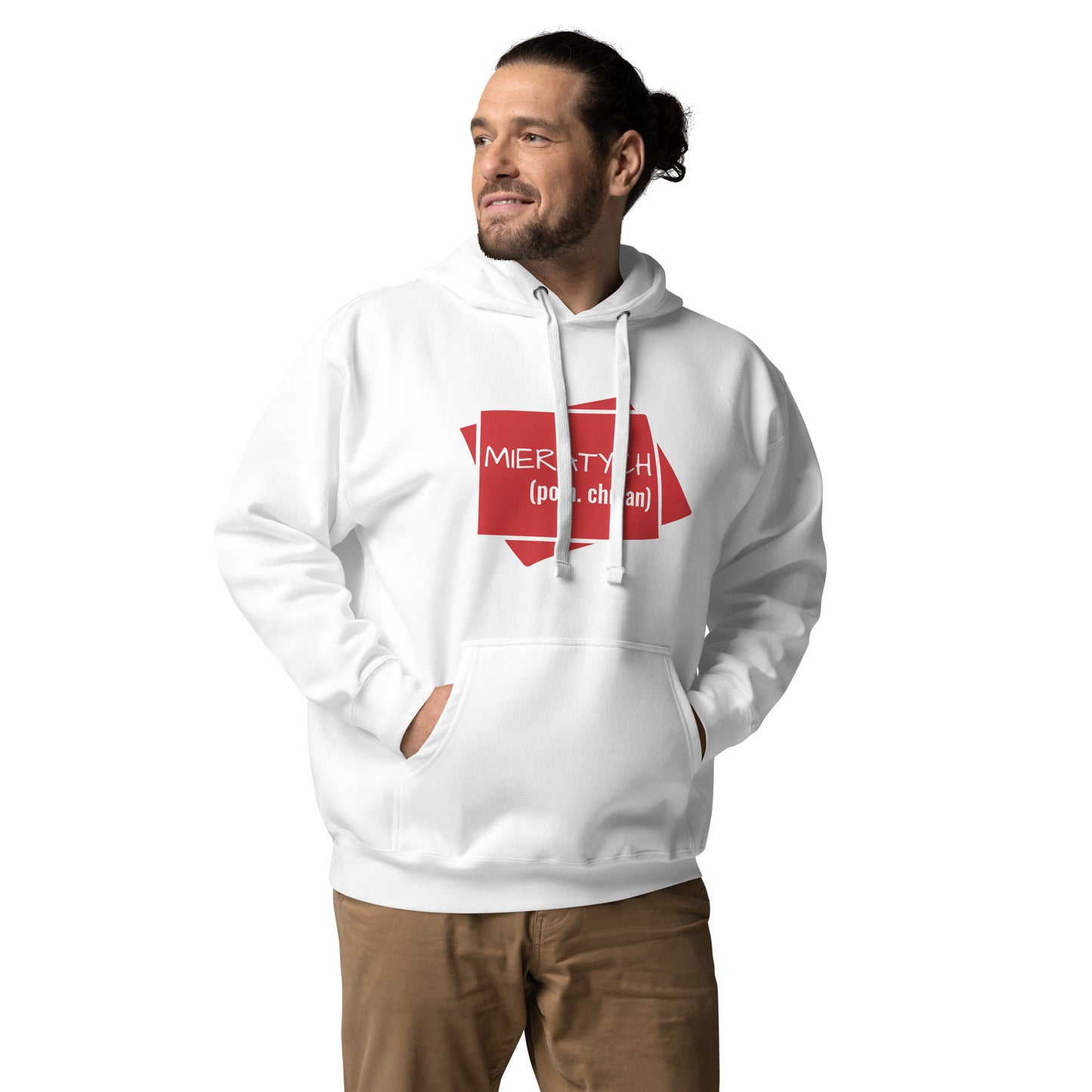 Frontansicht des weißen Hoodies am Model das zur Seite schaut: Der rote „MIERATYCH“-Schriftzug steht im Fokus.