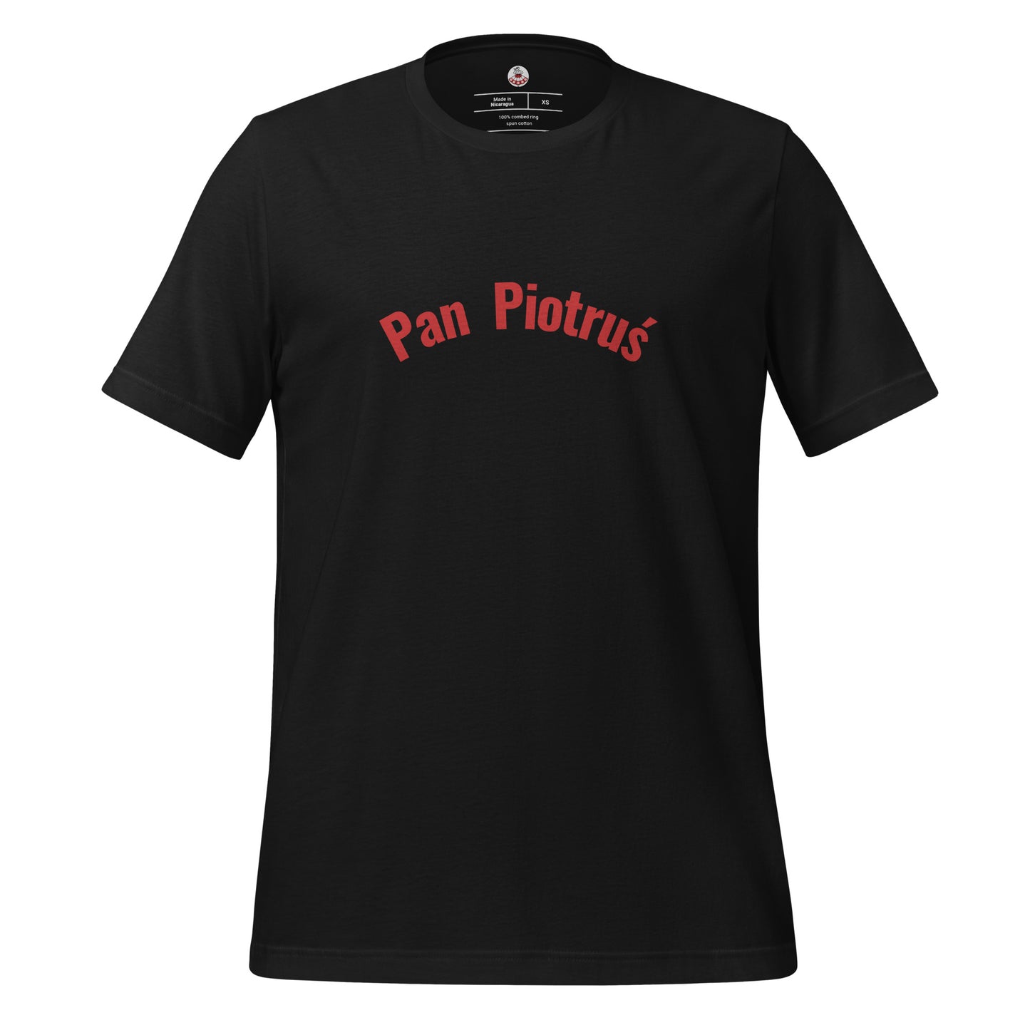 Frontalansicht des Namens-T-Shirts in Vintage Schwarz von POLCOUTURE. Zentriert auf der Brust ist der Schriftzug „Pan Piotruś“ in einer klaren, roten Schrift aufgedruckt. Das Bild zeigt das vollständige Design.